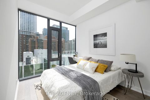 Photo 13 at 804 - 161 Roehampton Avenue, Mount Pleasant West, Toronto