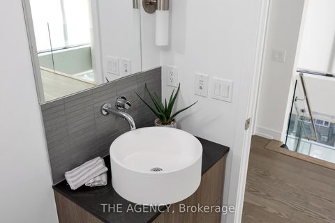 Photo 15 at 804 - 161 Roehampton Avenue, Mount Pleasant West, Toronto