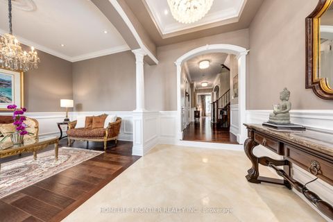 Photo 4 at 283 Lady Valentina Avenue, Patterson, Vaughan