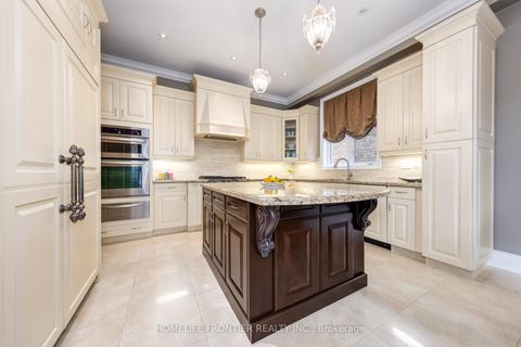 Photo 9 at 283 Lady Valentina Avenue, Patterson, Vaughan