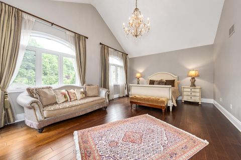 Photo 19 at 283 Lady Valentina Avenue, Patterson, Vaughan