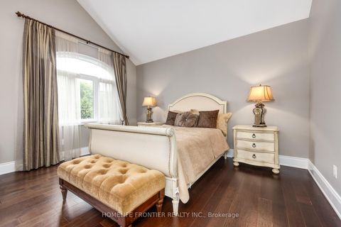 Photo 21 at 283 Lady Valentina Avenue, Patterson, Vaughan