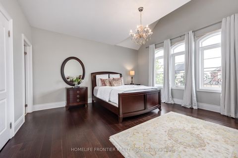 Photo 27 at 283 Lady Valentina Avenue, Patterson, Vaughan