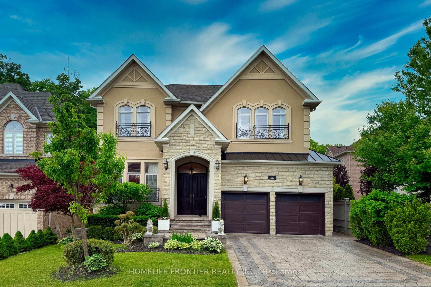 283 Lady Valentina Avenue, Patterson, Vaughan photo number 2