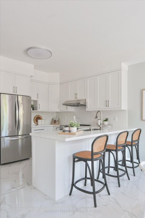 Photo 17 at 119 Martini Drive, Rouge Woods, Richmond Hill