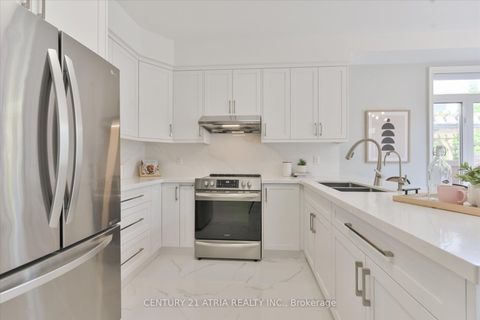 Photo 20 at 119 Martini Drive, Rouge Woods, Richmond Hill