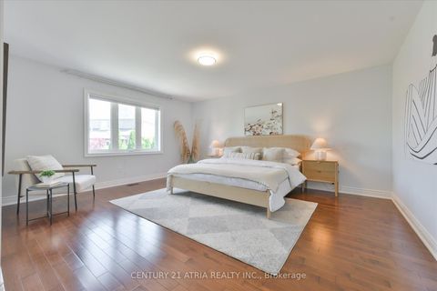 Photo 31 at 119 Martini Drive, Rouge Woods, Richmond Hill