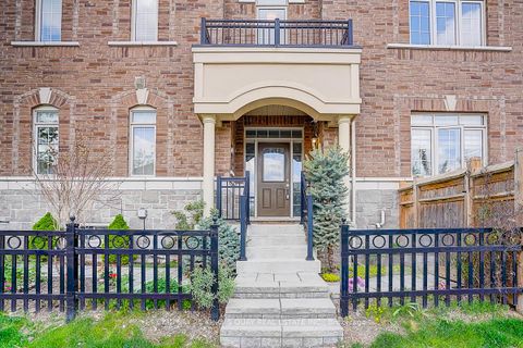 Photo 3 at 6 Ruffle Lane, Oak Ridges, Richmond Hill
