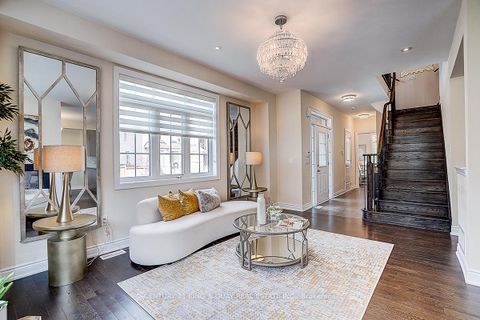Photo 17 at 6 Ruffle Lane, Oak Ridges, Richmond Hill