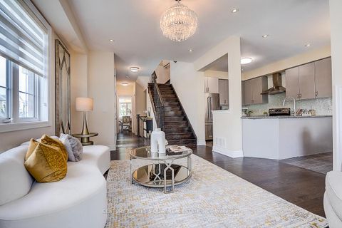 Photo 19 at 6 Ruffle Lane, Oak Ridges, Richmond Hill