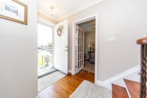Photo 23 at 136 Tower Drive, Maryvale, Toronto