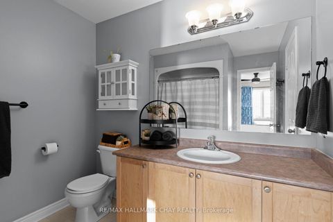 Photo 13 at 38 - 430 MAPLEVIEW Drive E, Painswick South, Barrie