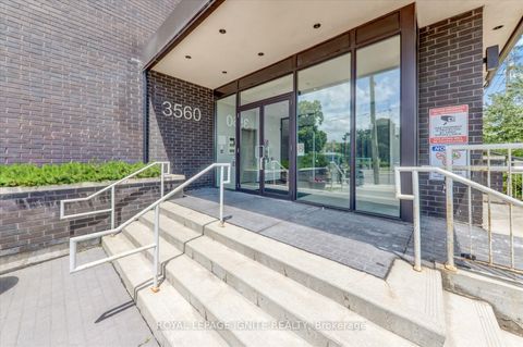 Photo 3 at 109 - 3560 St Clair Avenue E, Scarborough Village, Toronto