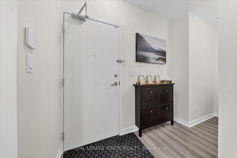 Photo 6 at 109 - 3560 St Clair Avenue E, Scarborough Village, Toronto