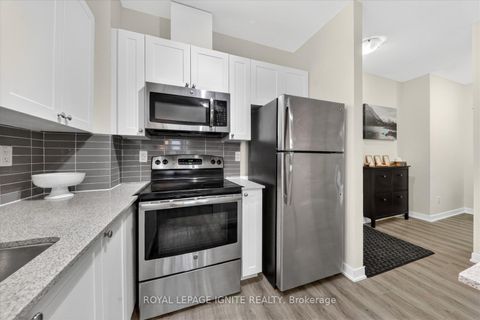 Photo 12 at 109 - 3560 St Clair Avenue E, Scarborough Village, Toronto