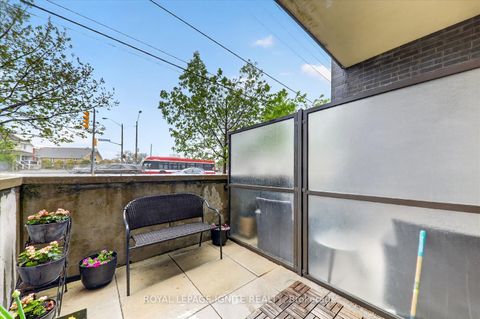 Photo 18 at 109 - 3560 St Clair Avenue E, Scarborough Village, Toronto
