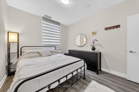 Photo 21 at 109 - 3560 St Clair Avenue E, Scarborough Village, Toronto