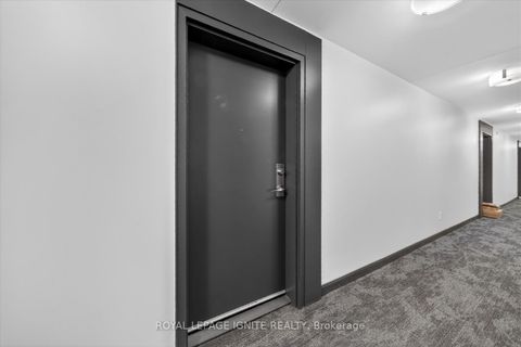 Photo 5 at 116 - 3560 St Clair Avenue E, Scarborough Village, Toronto