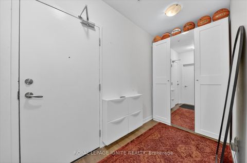 Photo 6 at 116 - 3560 St Clair Avenue E, Scarborough Village, Toronto