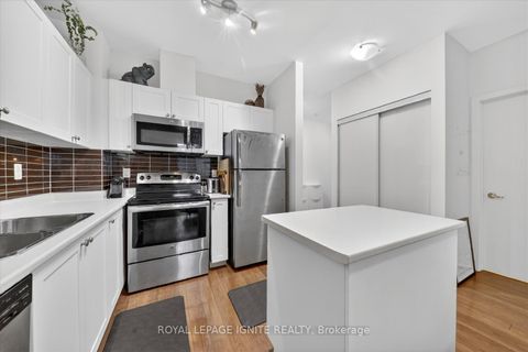Photo 12 at 116 - 3560 St Clair Avenue E, Scarborough Village, Toronto