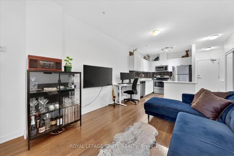 Photo 18 at 116 - 3560 St Clair Avenue E, Scarborough Village, Toronto