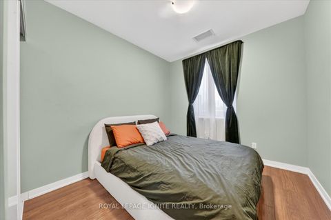 Photo 20 at 116 - 3560 St Clair Avenue E, Scarborough Village, Toronto