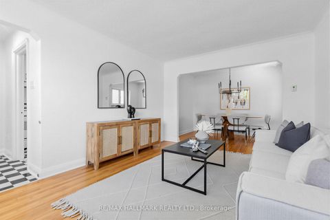 Photo 4 at 55 Joanith Drive, Parkview, Toronto