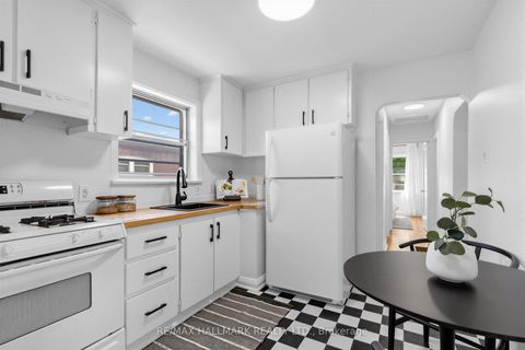 Photo 11 at 55 Joanith Drive, Parkview, Toronto