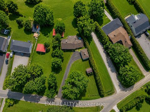 Photo 3 at 561 Duclos Point Road, Virginia, Georgina