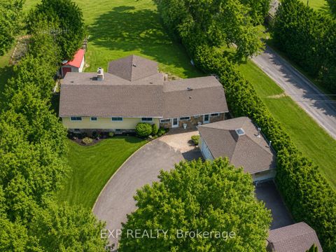 Photo 4 at 561 Duclos Point Road, Virginia, Georgina