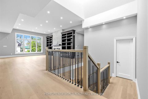 Photo 4 at 225 Sunnybrae Avenue, Stroud, Innisfil