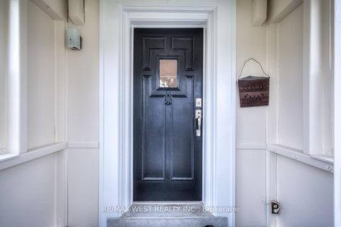 Photo 1 at 1109 Royal York Road, Kingsway South, Toronto