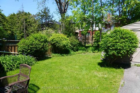 Photo 17 at 1109 Royal York Road, Kingsway South, Toronto