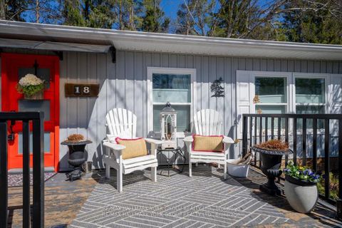 Photo 2 at 18 Cherrywood Lane, Rural Innisfil, Innisfil