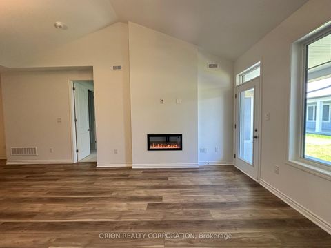 Photo 2 at 719 Sargeant Place, Rural Innisfil, Innisfil