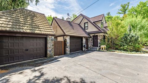 Photo 1 at 25 Bellehaven Crescent, Scarborough Village, Toronto