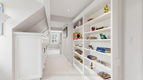 Photo 14 at 25 Bellehaven Crescent, Scarborough Village, Toronto