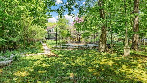 Photo 36 at 25 Bellehaven Crescent, Scarborough Village, Toronto
