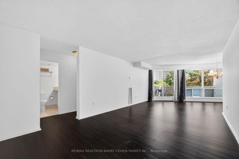 Photo 9 at 304 - 150 Neptune Drive, Lawrence, Toronto