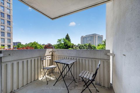 Photo 17 at 304 - 150 Neptune Drive, Lawrence, Toronto