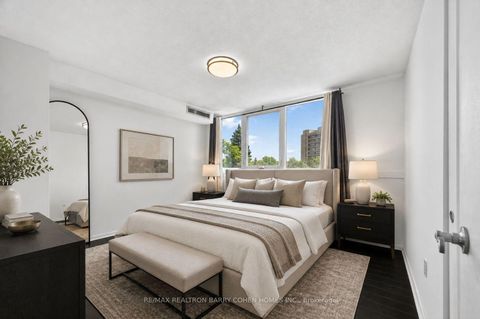 Photo 18 at 304 - 150 Neptune Drive, Lawrence, Toronto