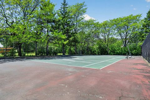 Photo 23 at 304 - 150 Neptune Drive, Lawrence, Toronto