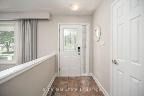 Photo 3 at 53 Burrows Avenue, City Centre West, Toronto