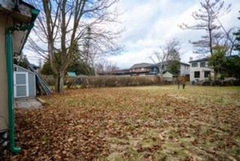 Photo 3 at 119 Wedgewood Drive, City Centre West, Toronto