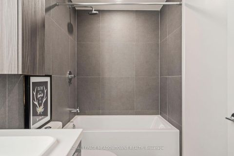 Photo 18 at 813 - 15 Mercer Street, Waterfront Communities C1, Toronto
