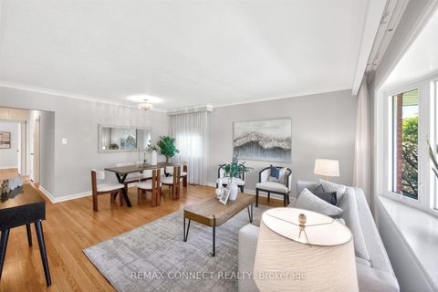Photo 2 at 6 Faraday Drive, Woburn, Toronto