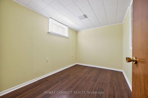 Photo 14 at 6 Faraday Drive, Woburn, Toronto