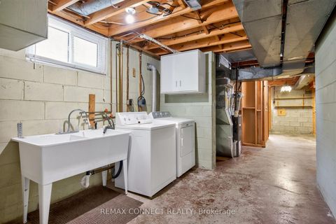 Photo 15 at 6 Faraday Drive, Woburn, Toronto