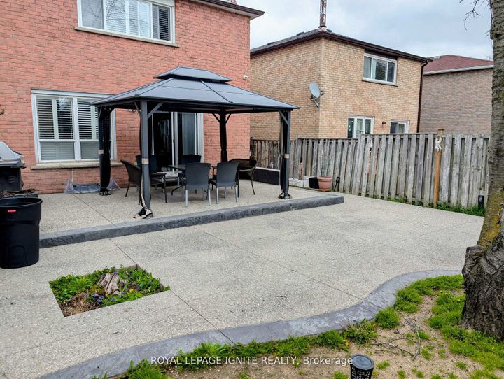 Photo 27 at 98 Chloe Crescent N, Middlefield, Markham