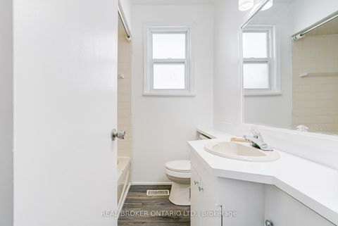 Photo 15 at 40 Japonica Road, Maryvale, Toronto
